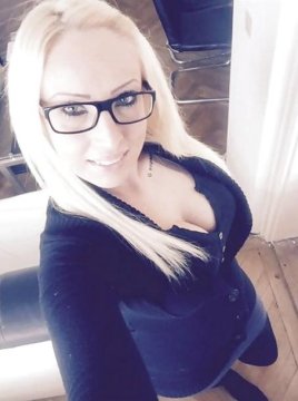 kimberly1990 from California,United States